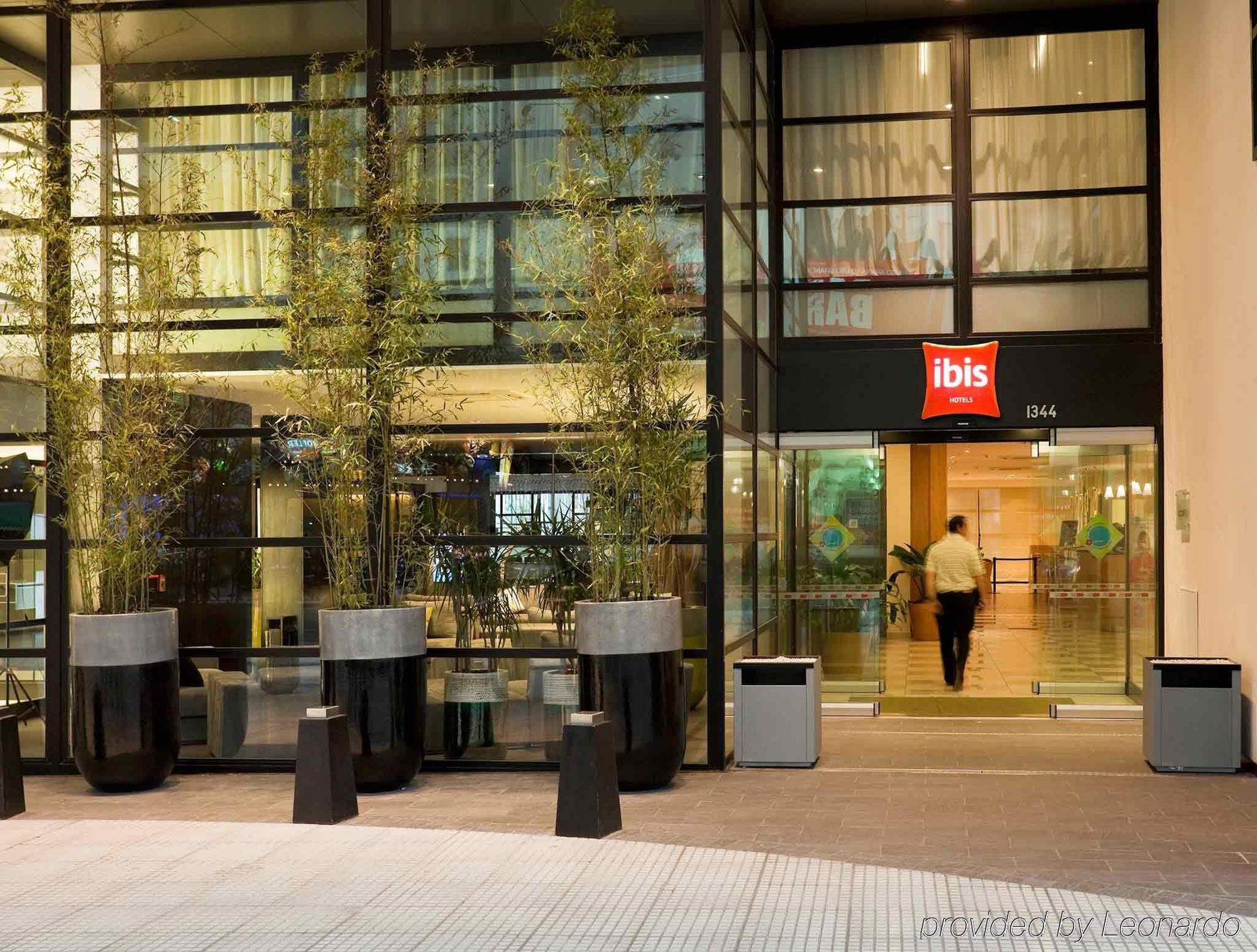 Готель Ibis Buenos Aires Obelisco Екстер'єр фото