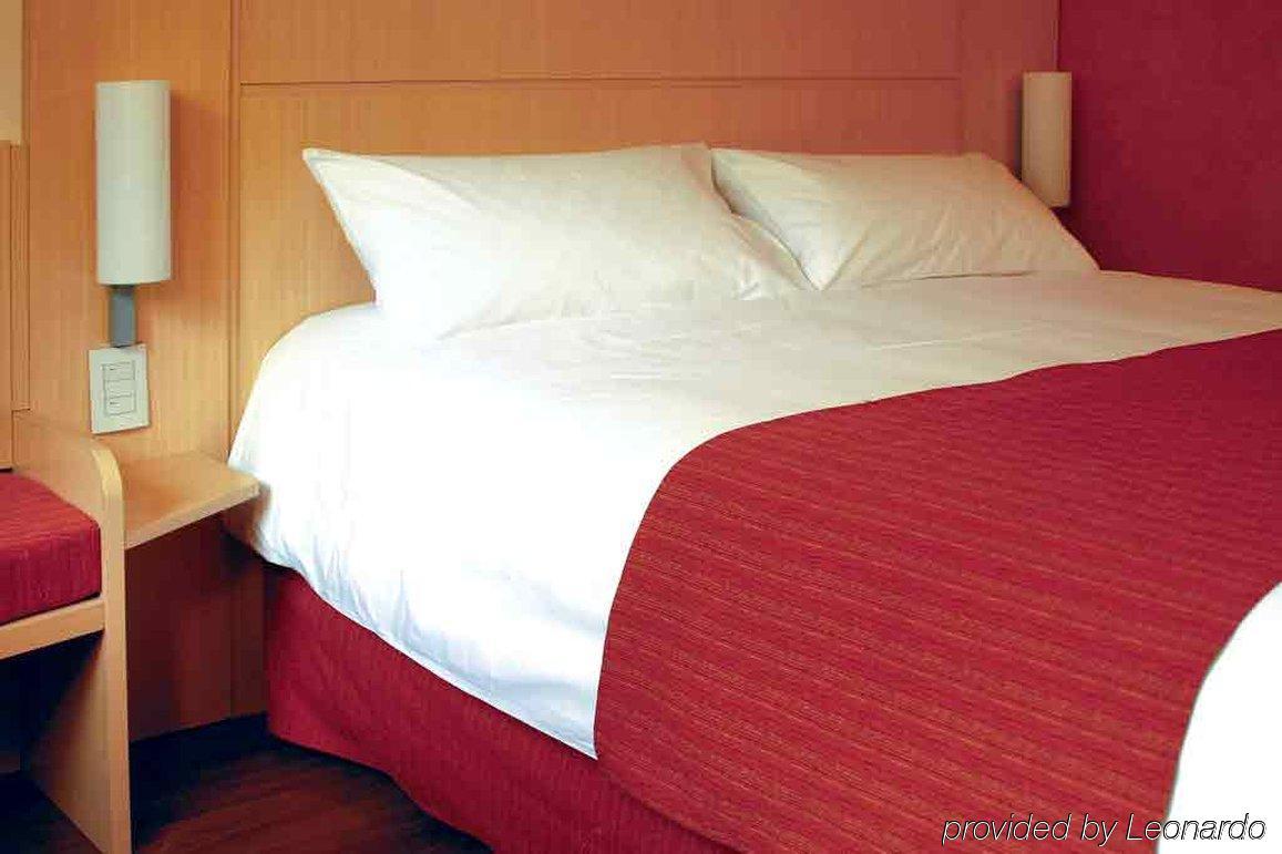 Готель Ibis Buenos Aires Obelisco Екстер'єр фото