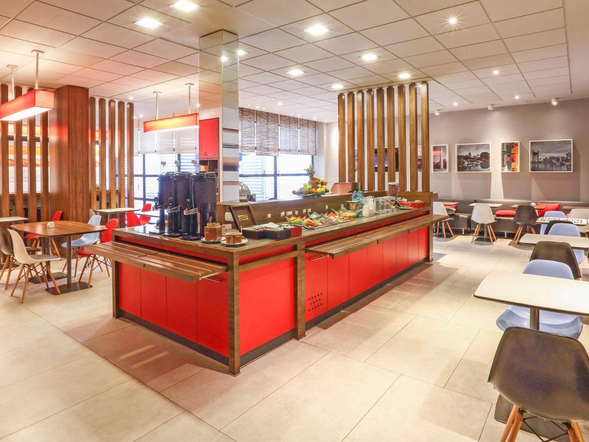 Готель Ibis Buenos Aires Obelisco Екстер'єр фото