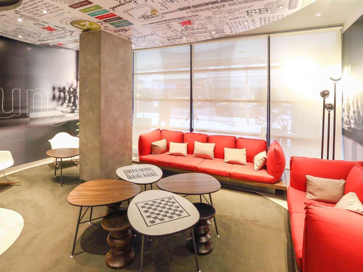 Готель Ibis Buenos Aires Obelisco Екстер'єр фото